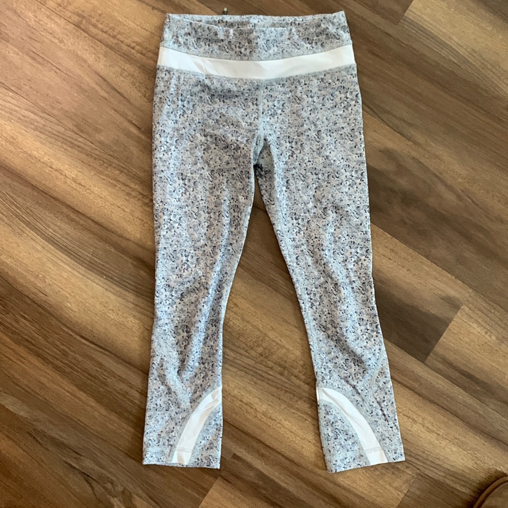 Lululemon cropped leggings